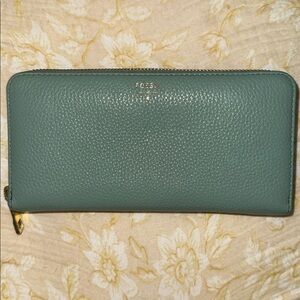 BEAUTIFUL FOSSIL MUTED TEAL WALLET.